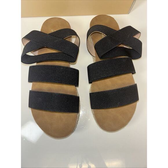 NWT Yoki Womens Black Beige Tan Ankle Strap Sandals Sz 5 Neutral Chunky Platform - Picture 2 of 7